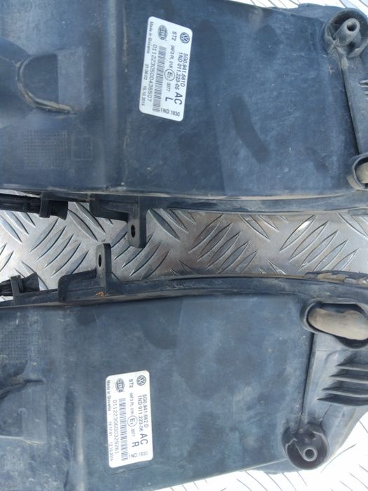 Volkswagen Golf 7 VII Balogen Prawy Lewy Eu