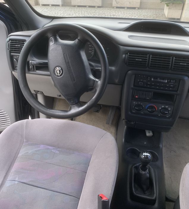 Opel sintra 2.2 TD