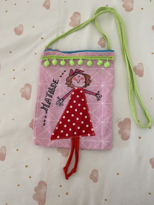 Carteira com nome Matilde