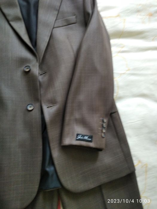 Garnitur męski. M. . .