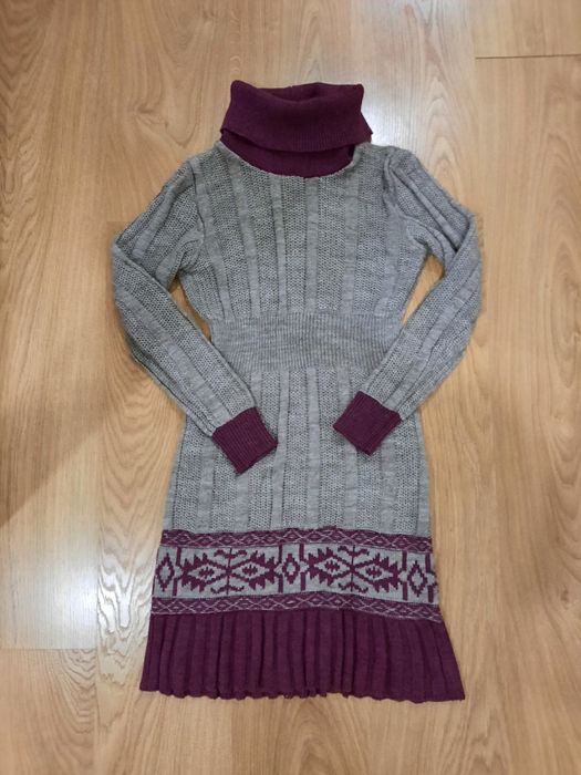 Теплое платье 42/44