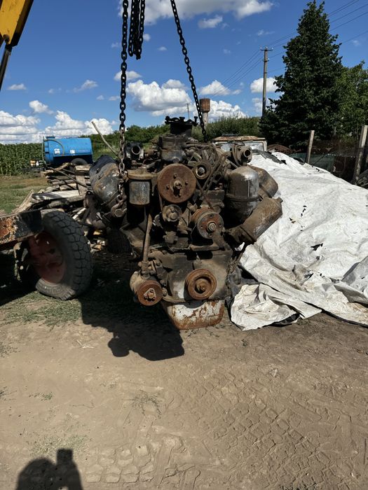 Двигун   ЯМЗ-236