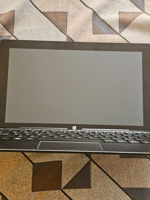 Tablet/Laptop Kubo para peças