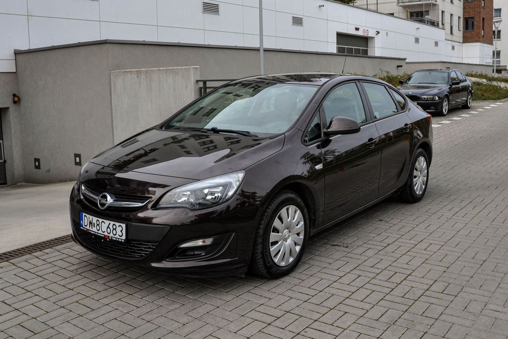 Opel Astra 1,6 (116KM) Salon PL Lift 2015/2016 r. 125 tys. km