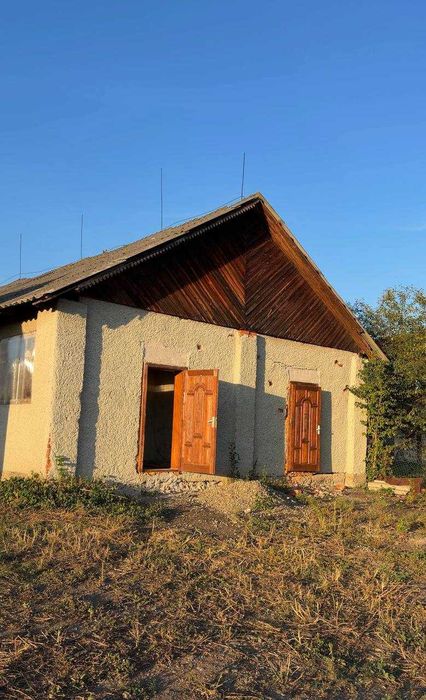 Здам складську базу 522 м² • 2 ангари • 43 сотки • Закарпаття
