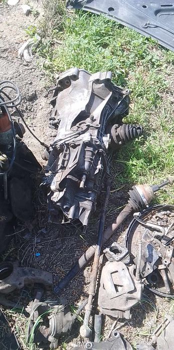 Двигун + кпп + комплектуюче