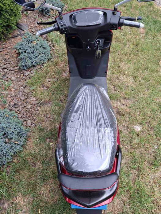 Скутер акумуляторний FORTE T3