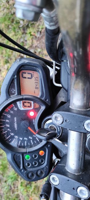 Suzuki gladius sfv650