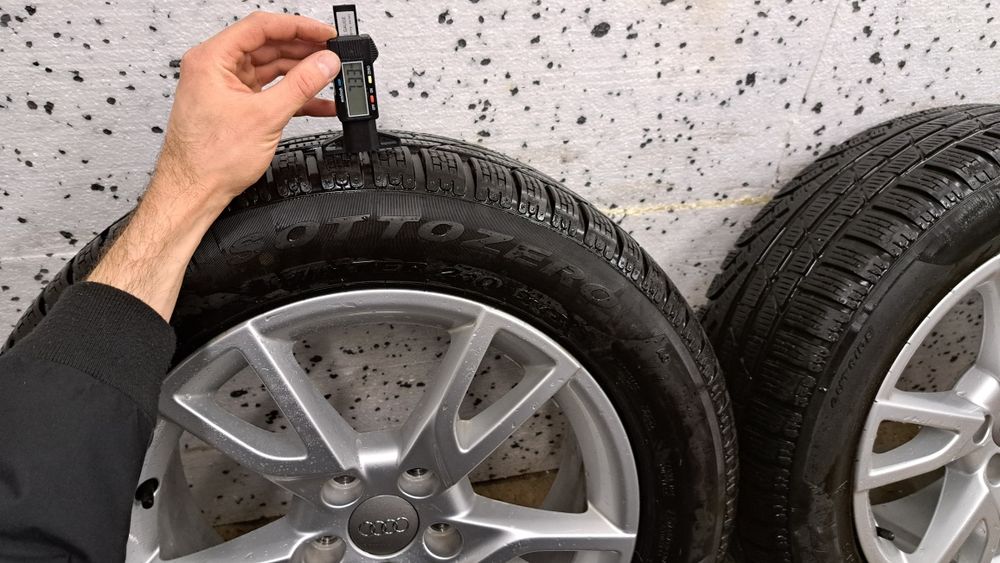 5x112 Audi Koła Zimowe 215/60/17 Pirelli 7,30mm 2019rok Audi Q3 Tiguan