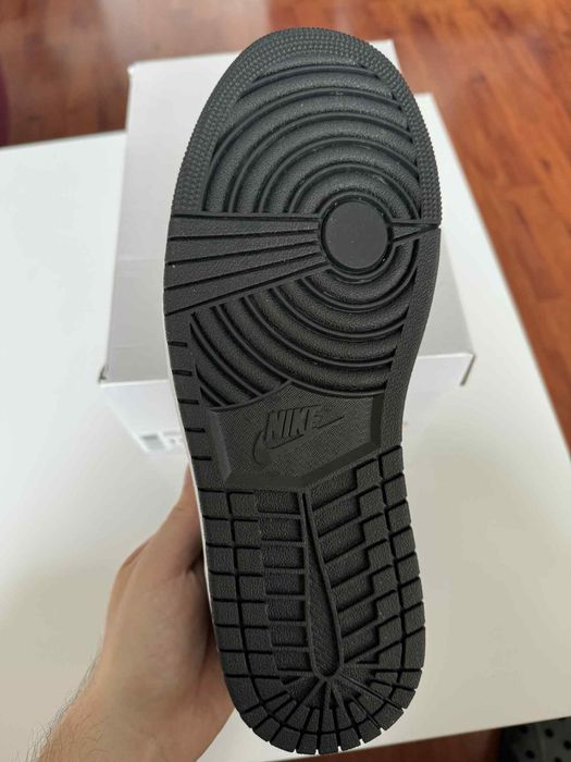 Air Jordan 1 low black-white