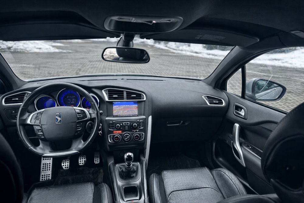 Citroen DS4 1.6 HDI Najbogatsza Wersja Skóra Navi Stan BDB