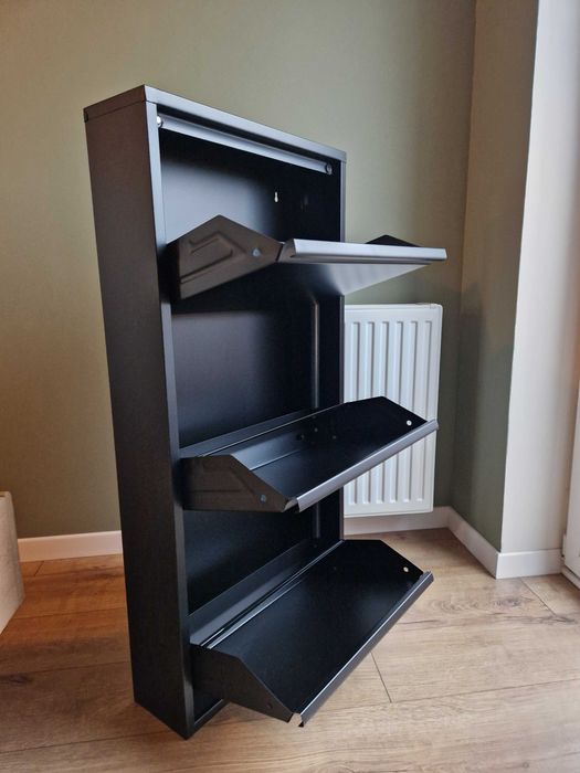 Szafka na buty metalowa czarna