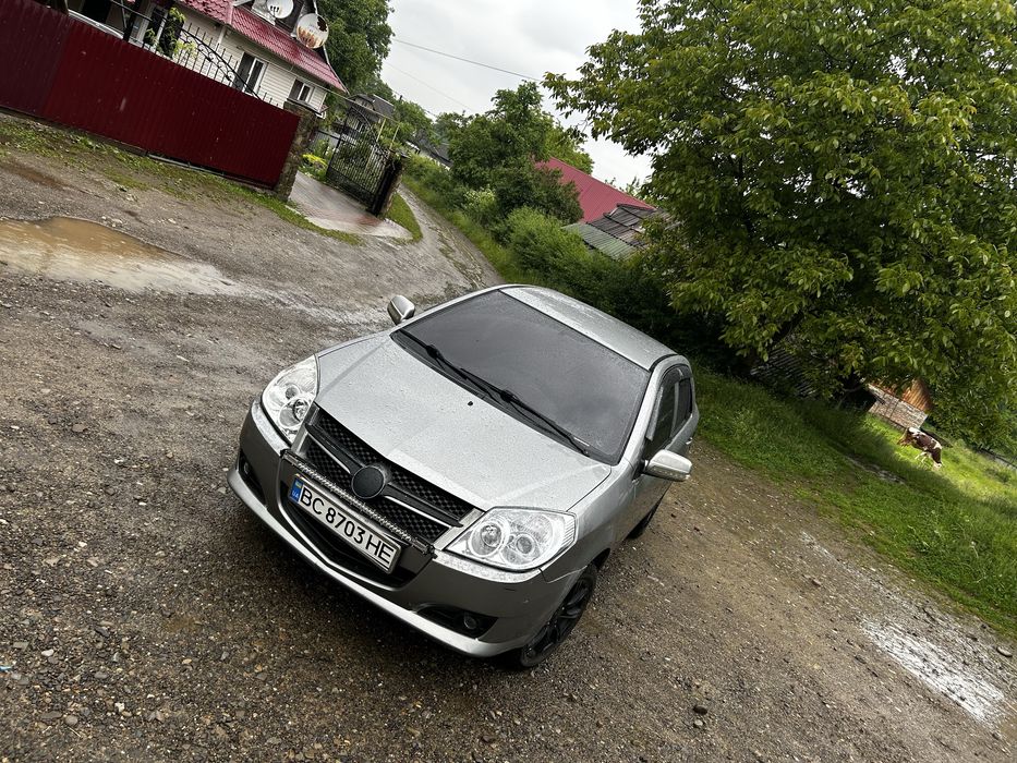 Geely mk 2009 року
