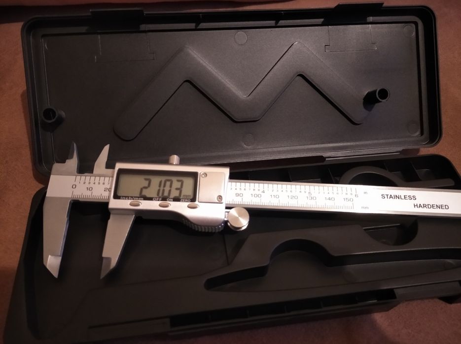 Новый штангенциркуль канцелярский электронный металлический цельномета