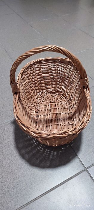 Koszyk wiklinowy