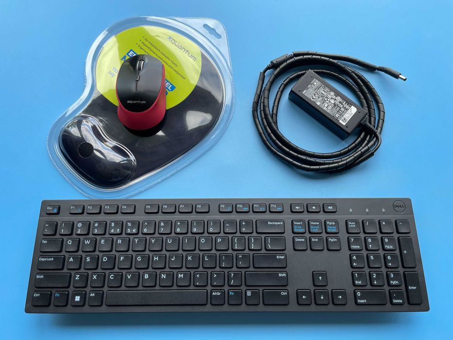 Dell Vostro 15" 3568 i5_7200U 2.50GHz 16GB DDR4 SSD 256GB Win10 Pro