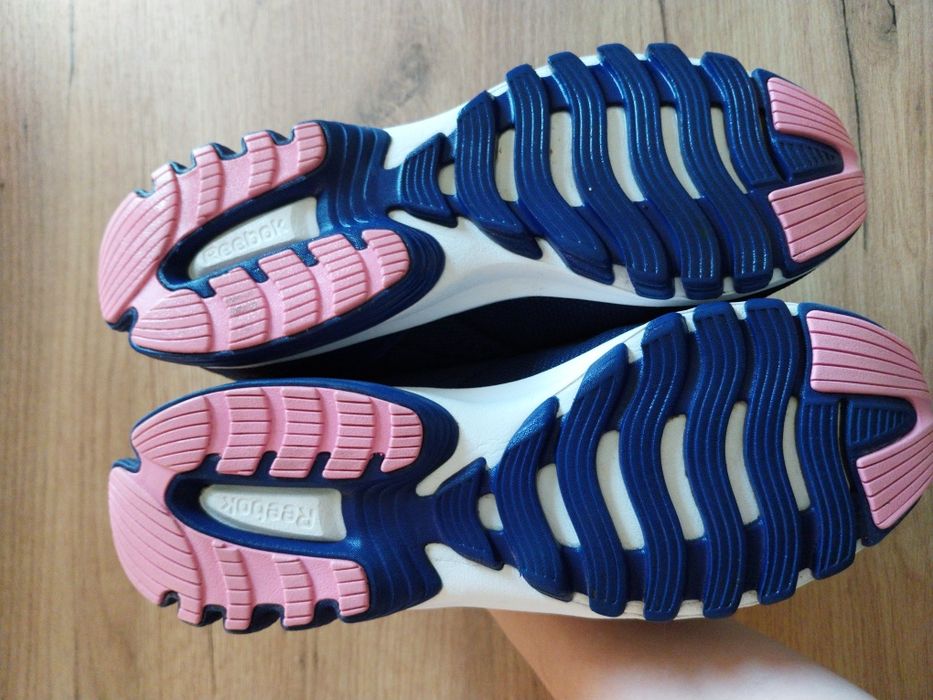 Buty damskie do biegania fitness