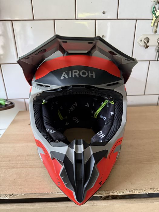 Kask AIROH TWIST 3 DIZZY ORANGE FLUO MATT pomarańczowy fluo szary rozmiar L