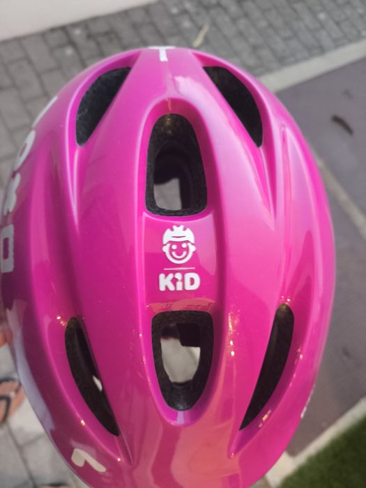 Patins Rosa para criança + capacete