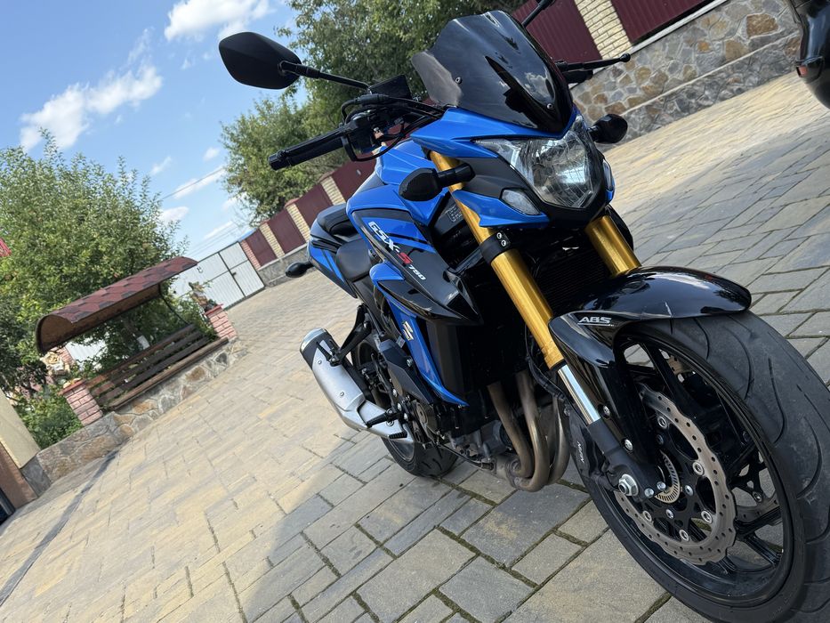 Suzuki gsx-s 750