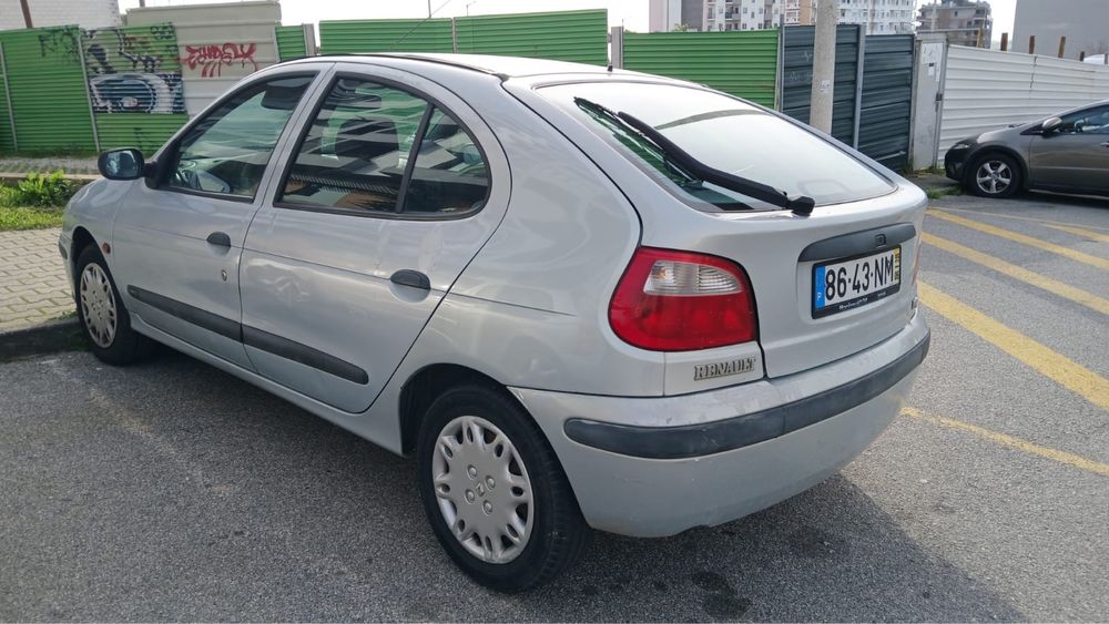 Renault megane 1999, com 197321km, em Faro