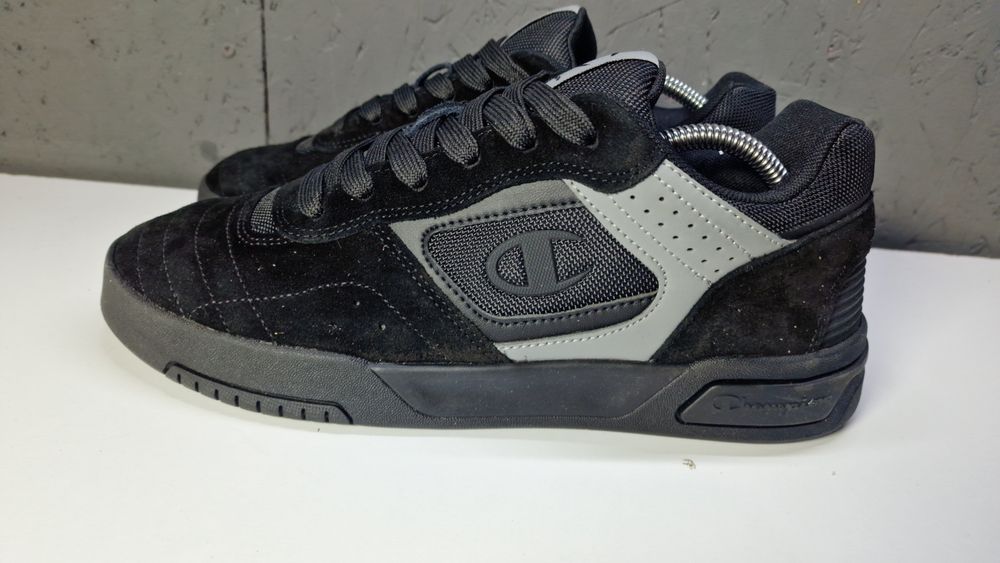 Champion ZN80 Skate II Low Cut Shoe  розмір  44
