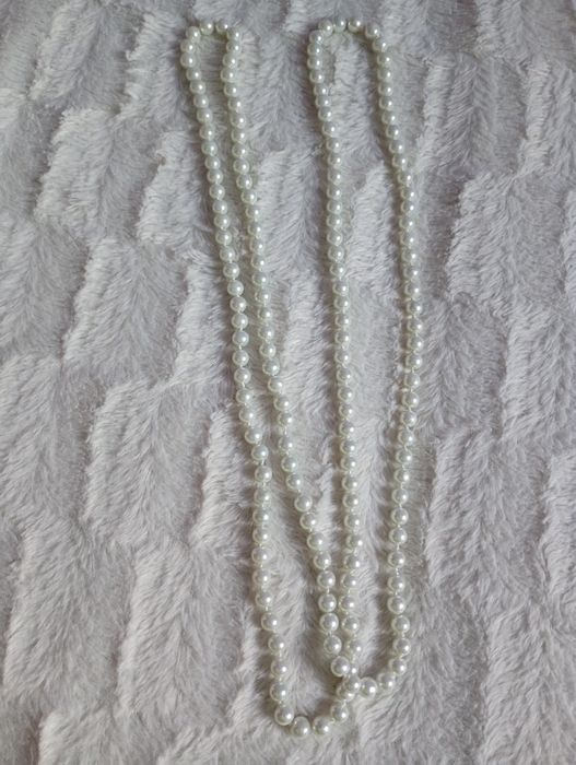 Korale damskie perły