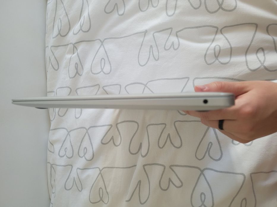 Macbook air a2179 2020r