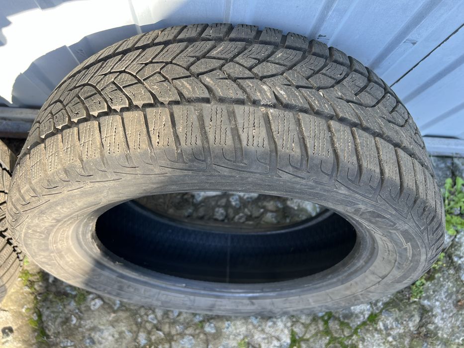 Зимова гума goodyear
