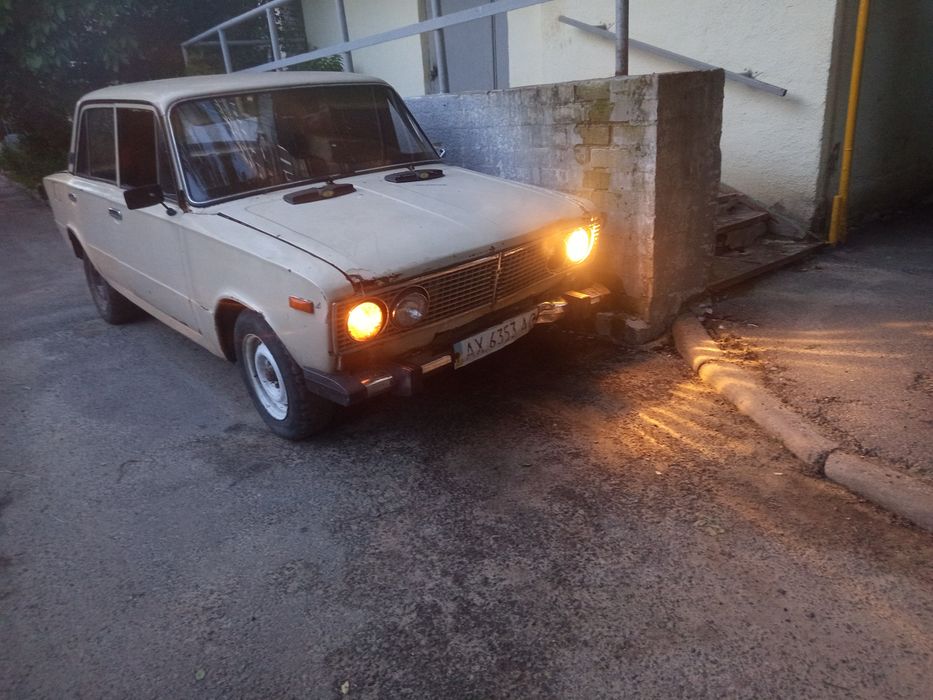 Ваз2103на ходу полном