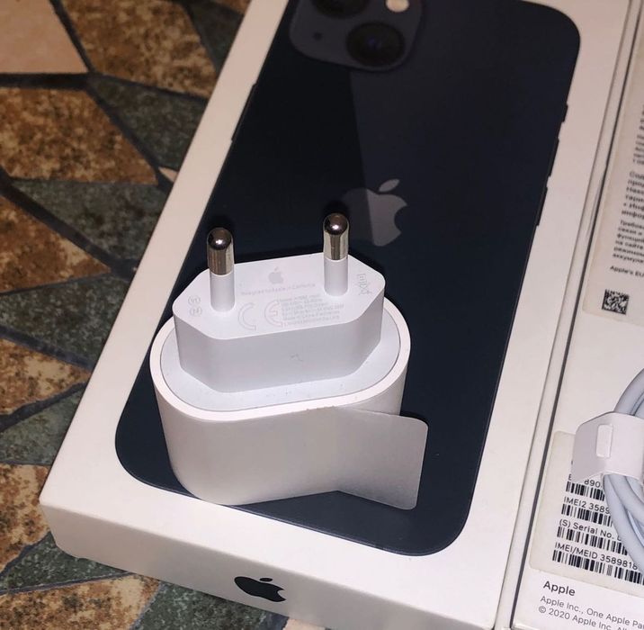 Швидка 20w зарядка оригінал оем
комплект на apple iphone fast charge