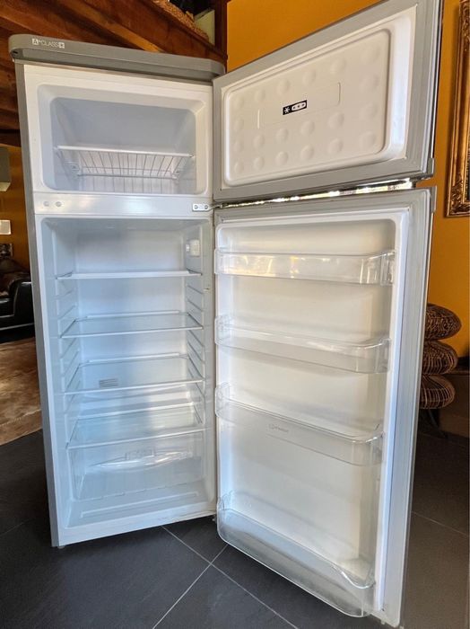 Frigorifico combinado Indesit 206 LT