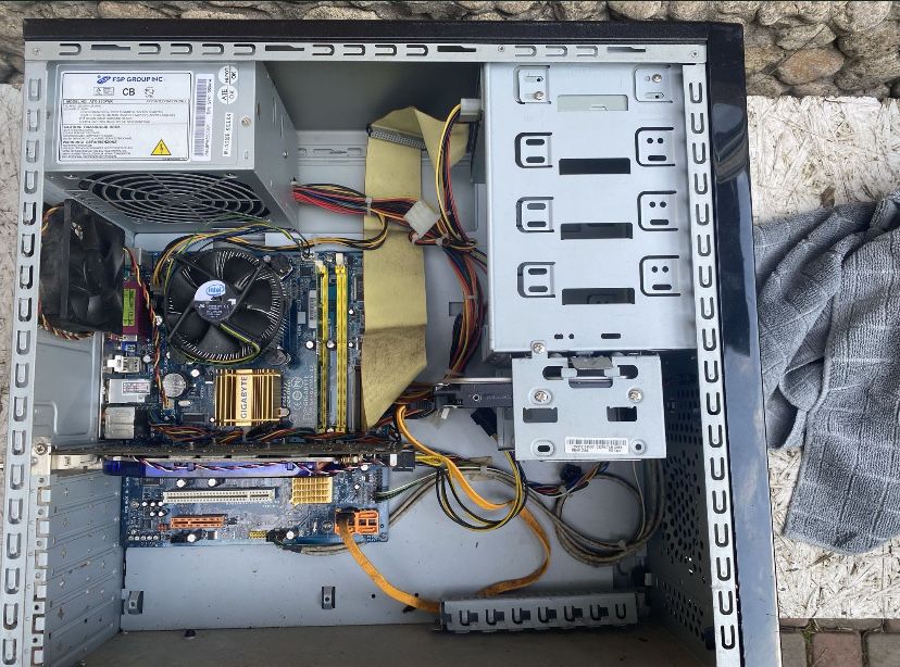 Компьютер Radeon X1950 GT Intel Socket 775