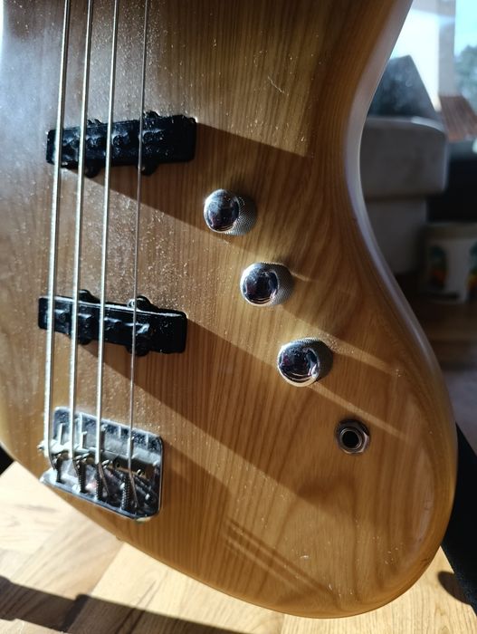 Fernandez Jazz Bass Japan! Limited Edition, custom body