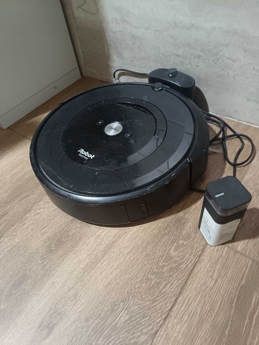 Aspirador Robô ROOMBA