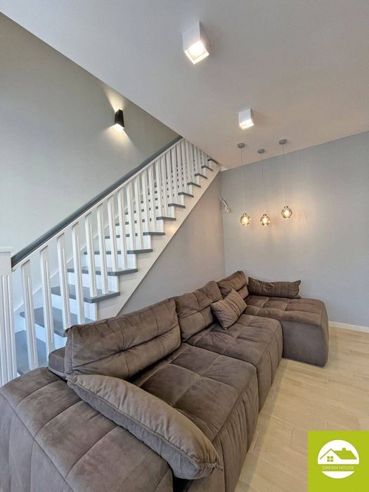 Перша здача.Квартира зі світлом! Здається трикімнатна велика квартира