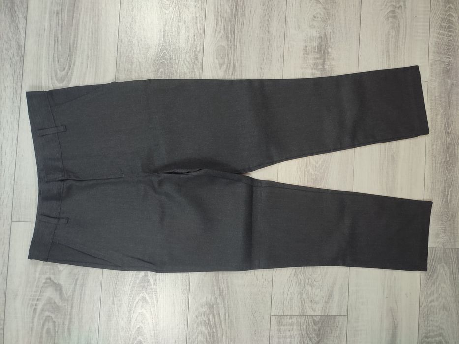 Eleganckie galowe spodnie 128/134 apel zakończenie roku szkolnego