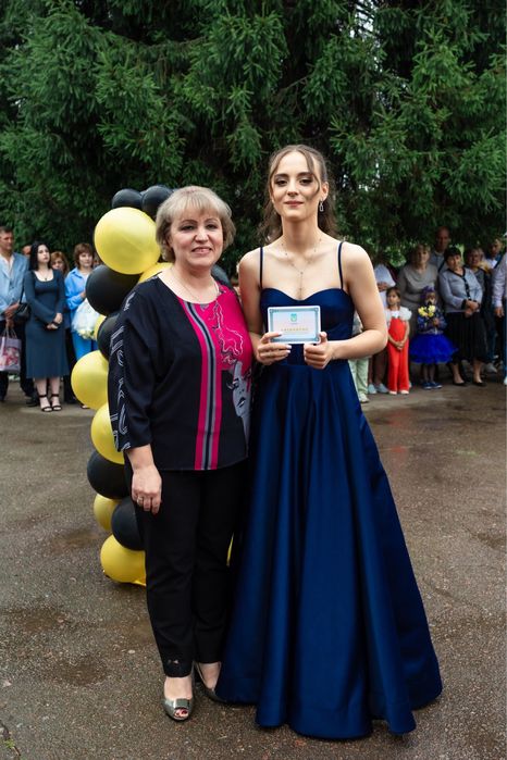 Продам випускну сукню , в ідеальному стані, за доступною ціною