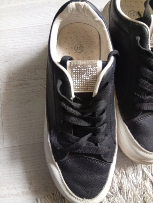 Buty damskie, dziewczęce