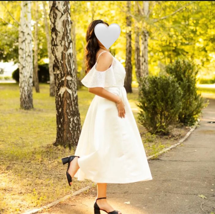 Сукня випускна .