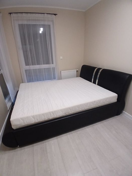 Łóżko Sypialniane