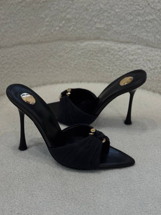 Каблуки YSL жіночі розмір 35