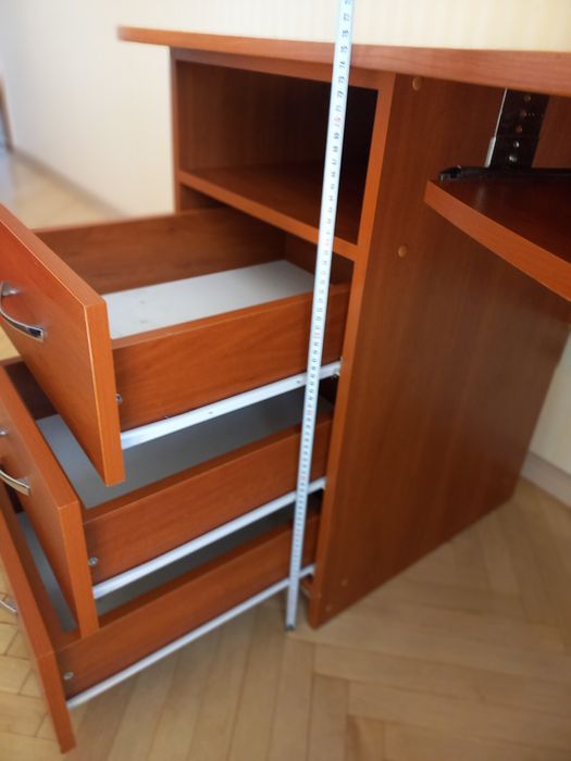 Продам письменный стол