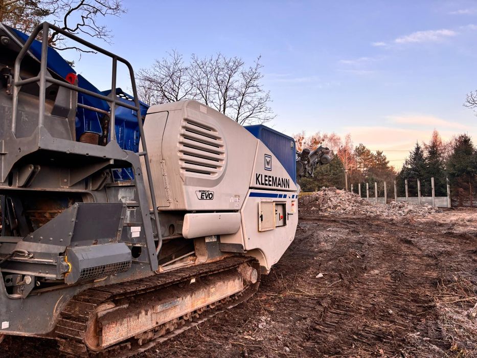 Usługi Wynajem Kruszarka/Przesiewacz wibracyjny Kruszenie Betonu Gruzu