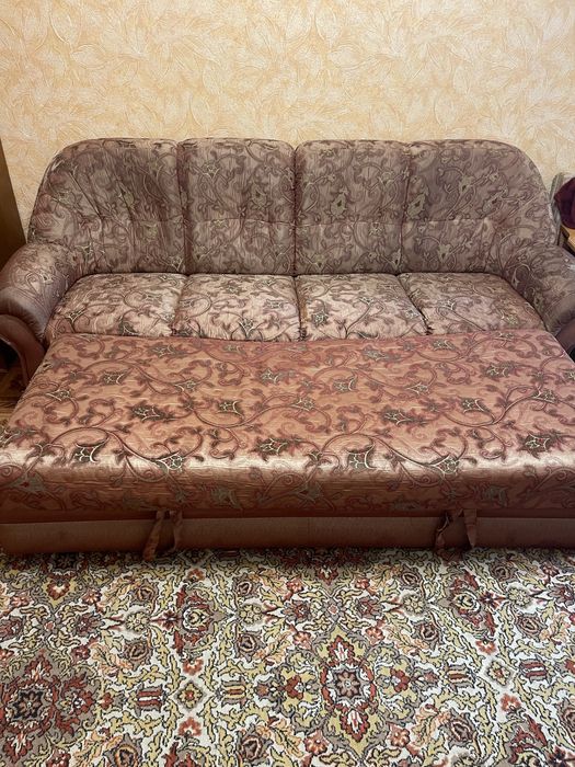 Здам в оренду Велику кімнату в 3-х кімнатній квартирі  біля Велмарту.