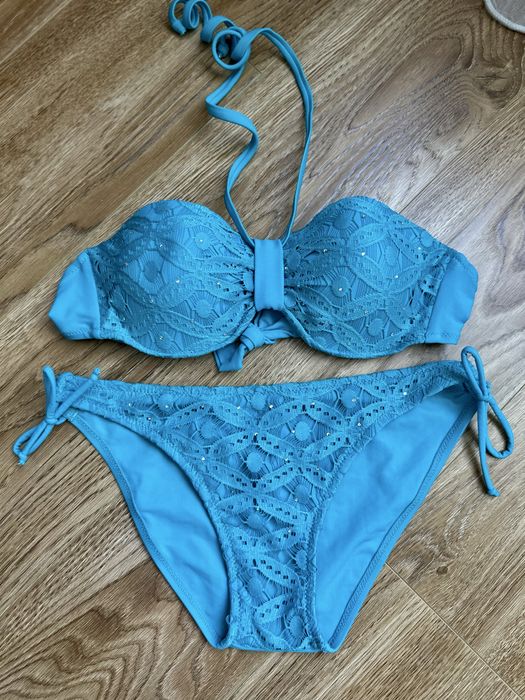 Купальник з пуш апом