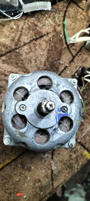 Продам моторчик в рабочем состоянии