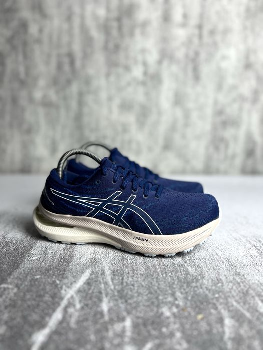 Кросівки жіночі ASICS Gel-Kayano 29 38(24)