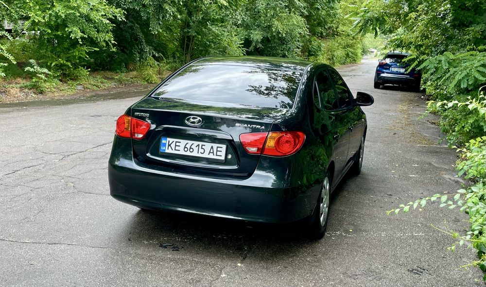 Продам HYUNDAI ELANTRA HD 2008 года