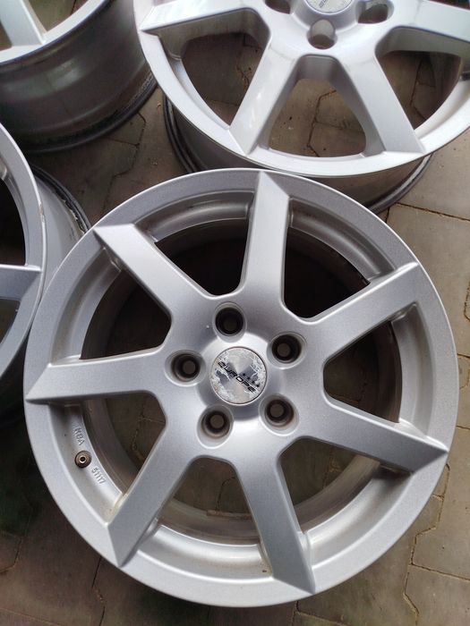 Felgi aluminiowe 5x114,3 16" ET 48 Nissan Toyota Mitsubishi Kia Hyunda